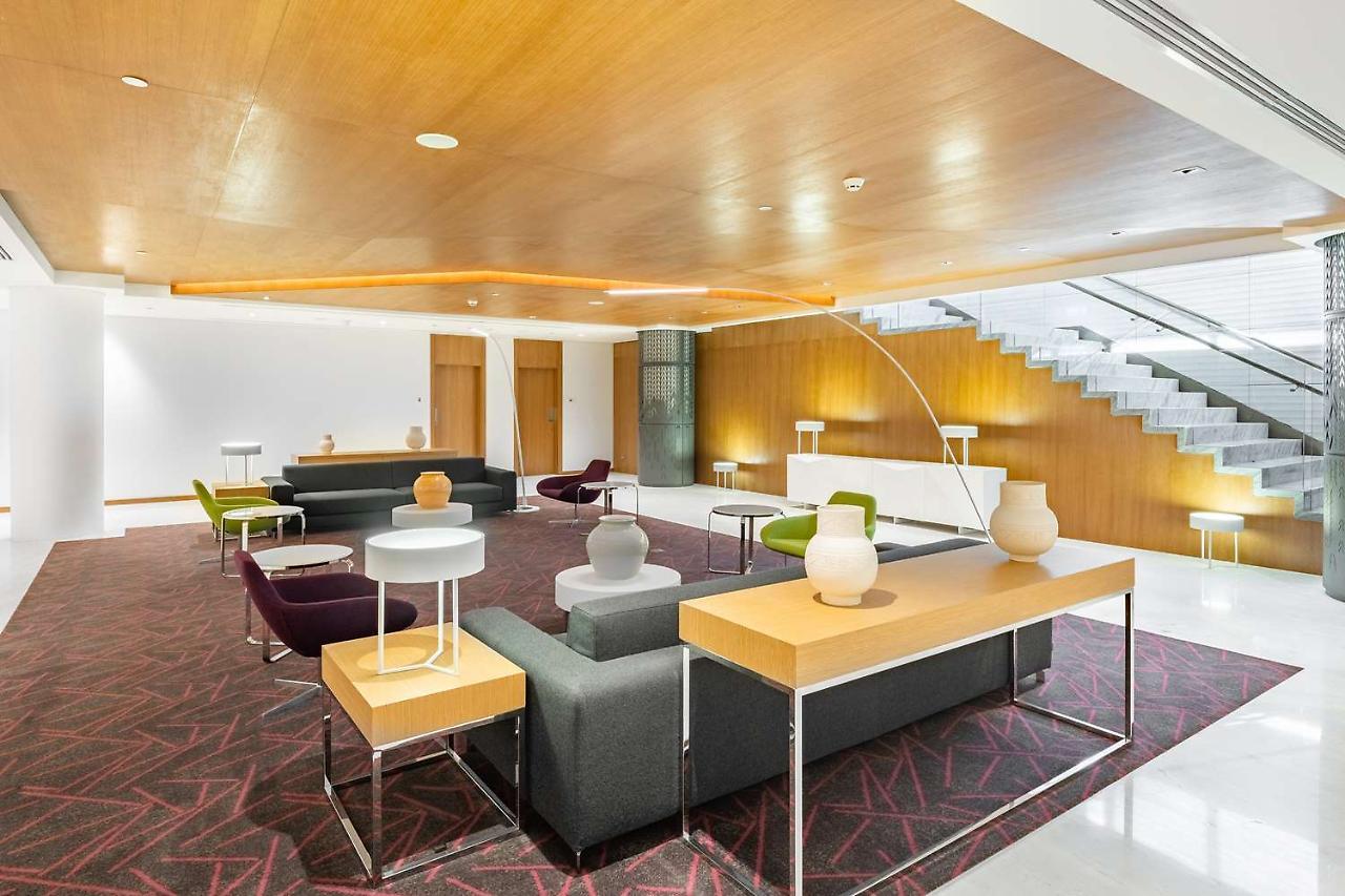 Hotel Radisson Blu & Residence, Diplomatic Quarter 4*