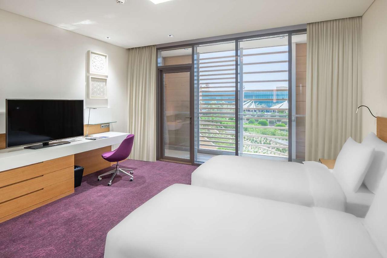 Radisson Blu & Residence, Diplomatic Quarter Hotel